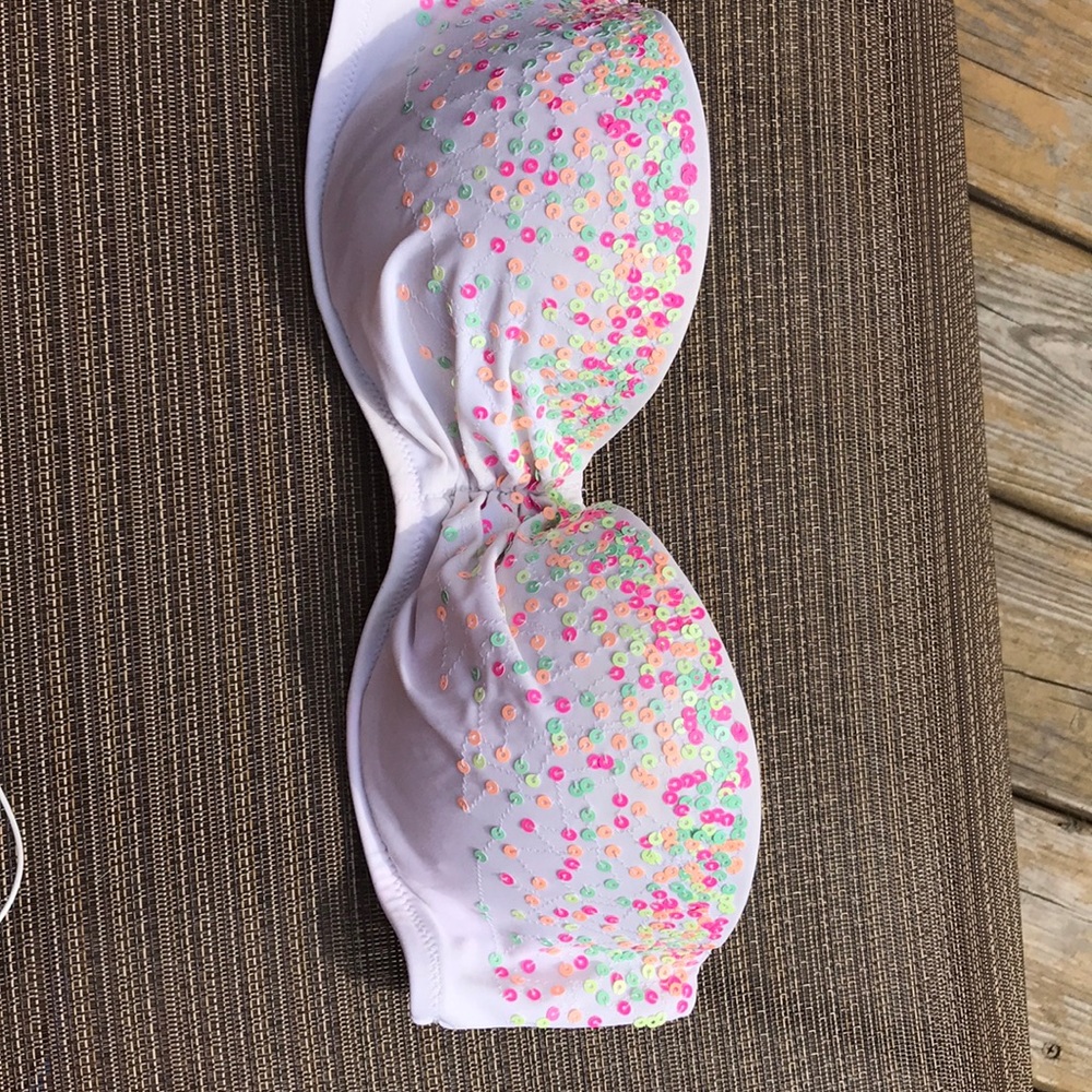Bikini top